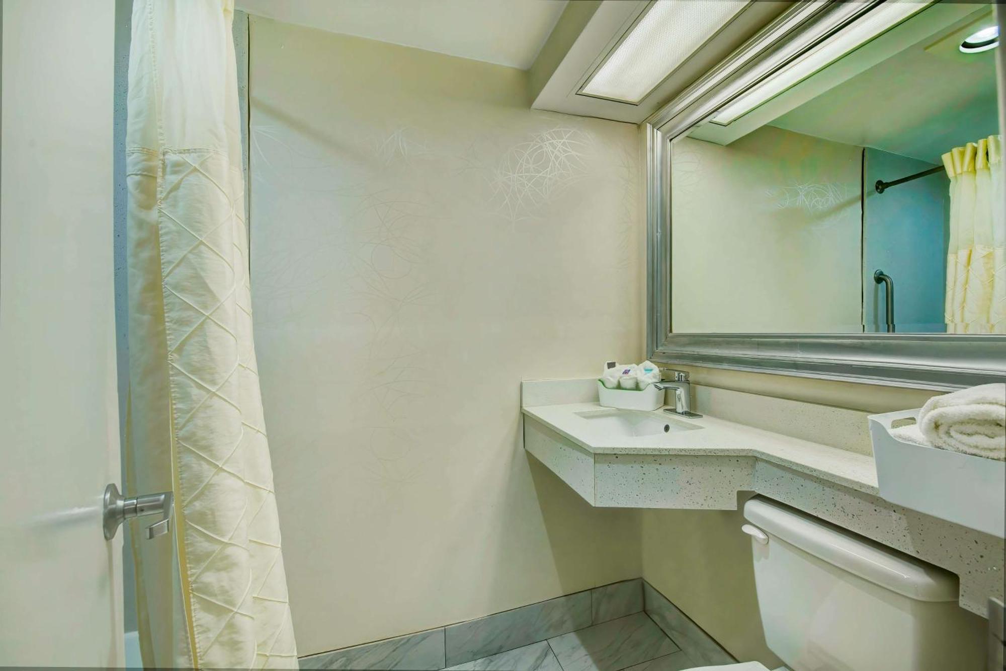 Motel 6 Atlanta, Ga - Midtown Bagian luar foto