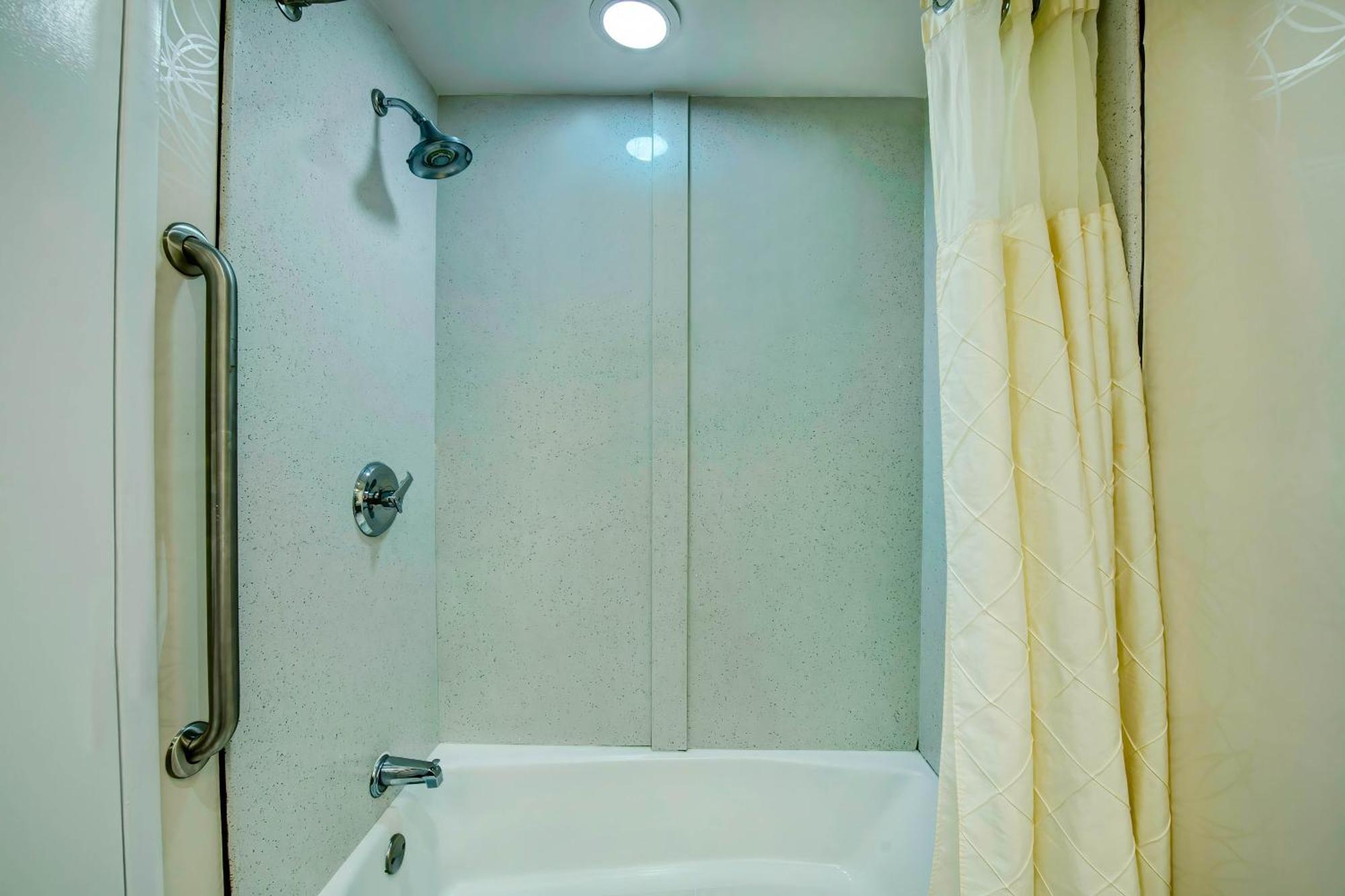 Motel 6 Atlanta, Ga - Midtown Bagian luar foto