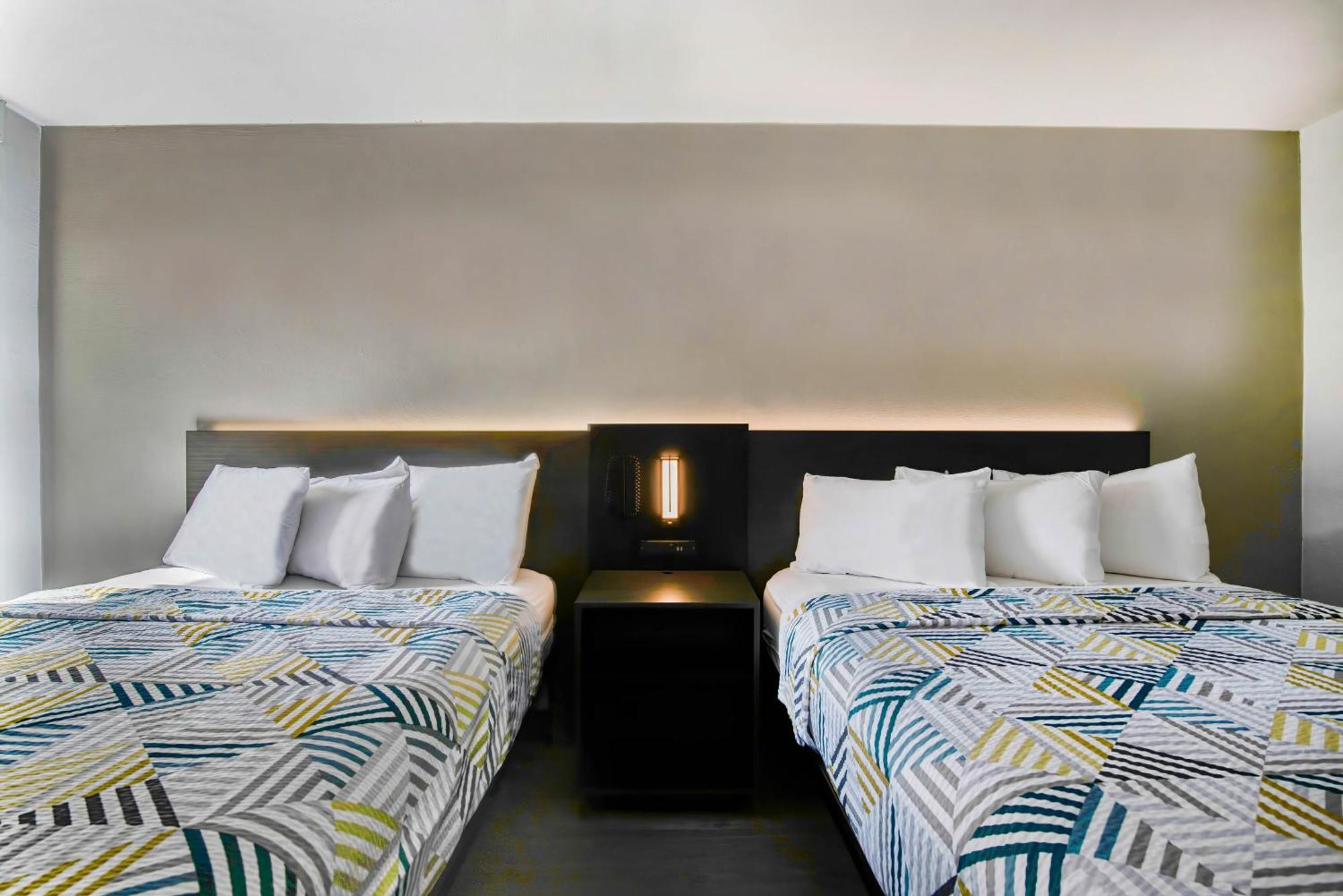 Motel 6 Atlanta, Ga - Midtown Bagian luar foto